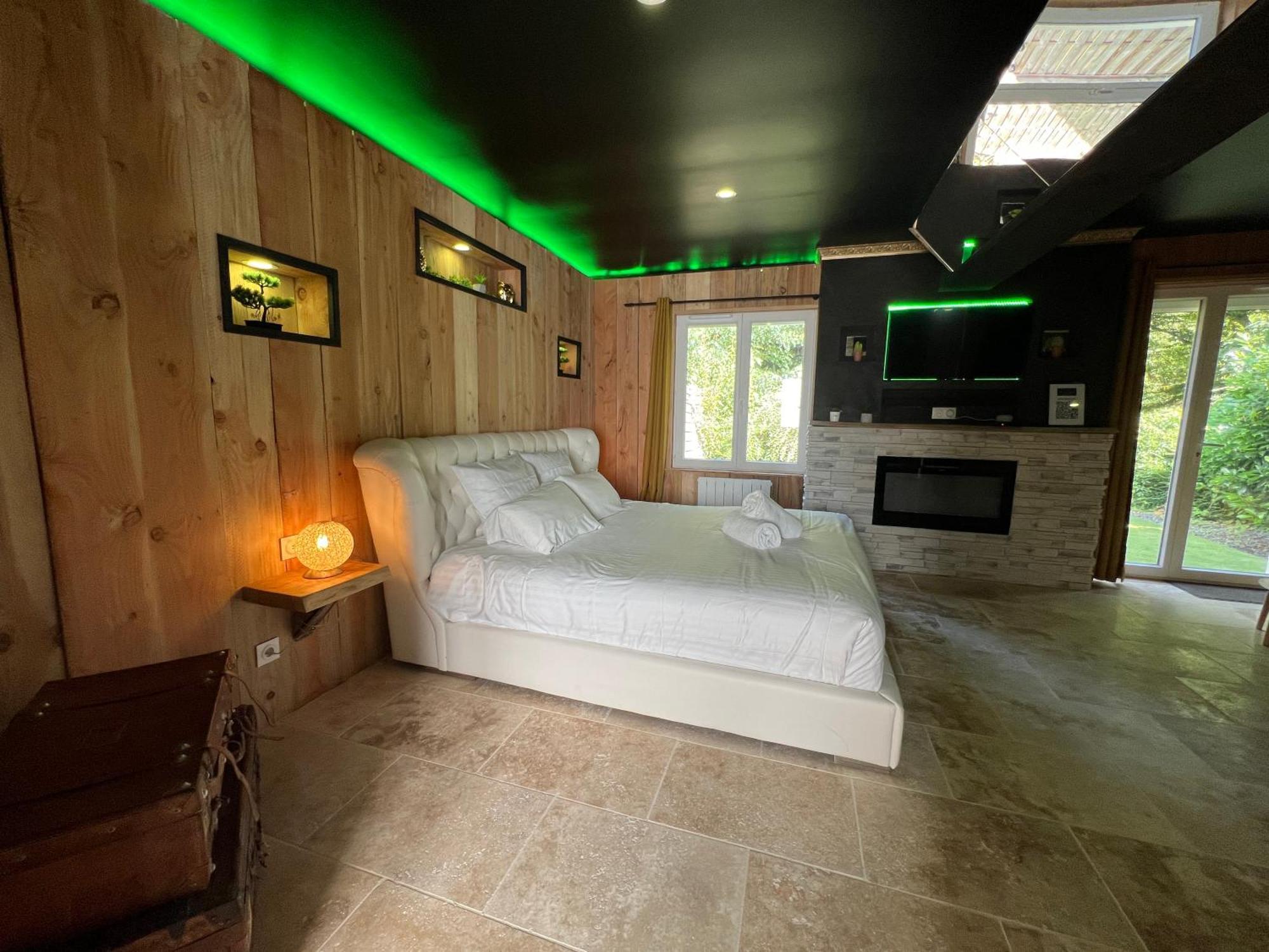 Le Lodge Des Charmes 5 Etoiles Leves Экстерьер фото