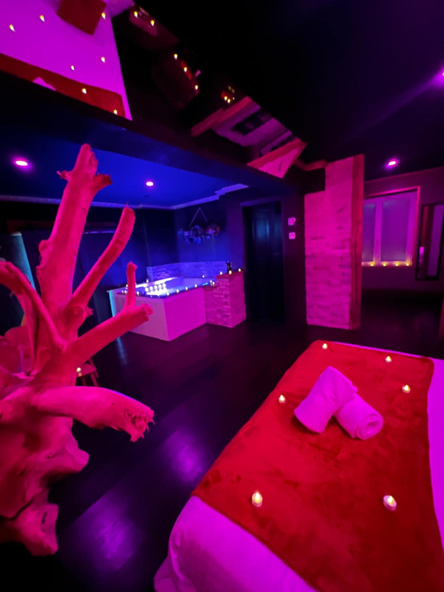 Le Lodge Des Charmes 5 Etoiles Leves Экстерьер фото