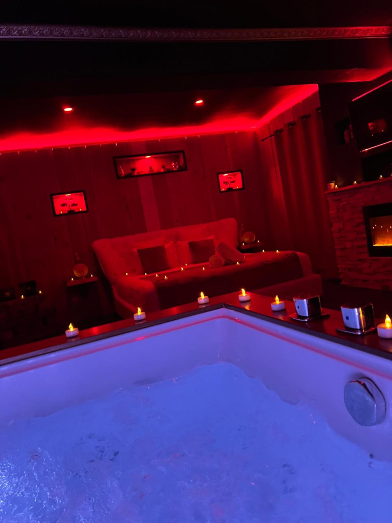 Le Lodge Des Charmes 5 Etoiles Leves Экстерьер фото
