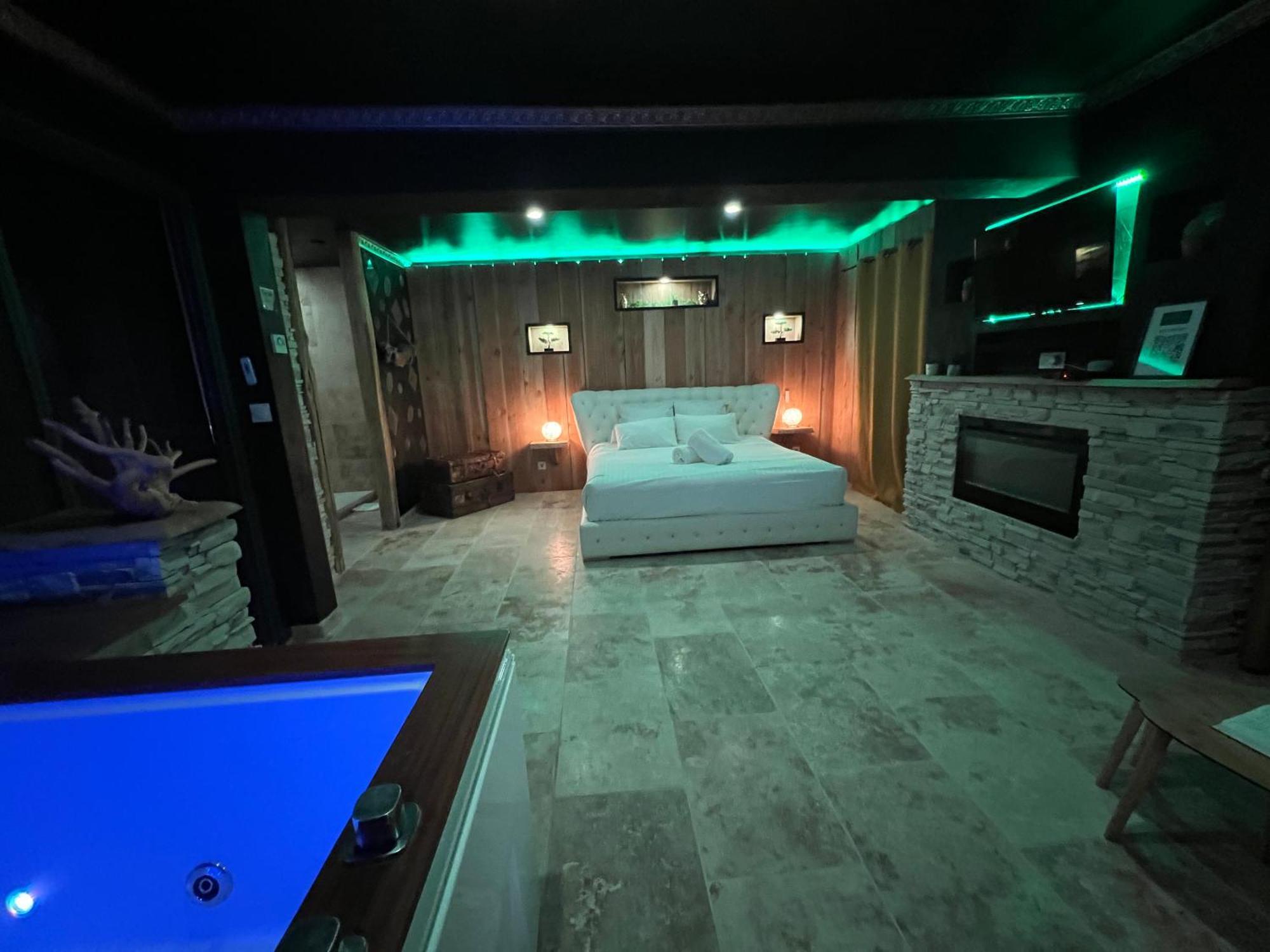 Le Lodge Des Charmes 5 Etoiles Leves Экстерьер фото