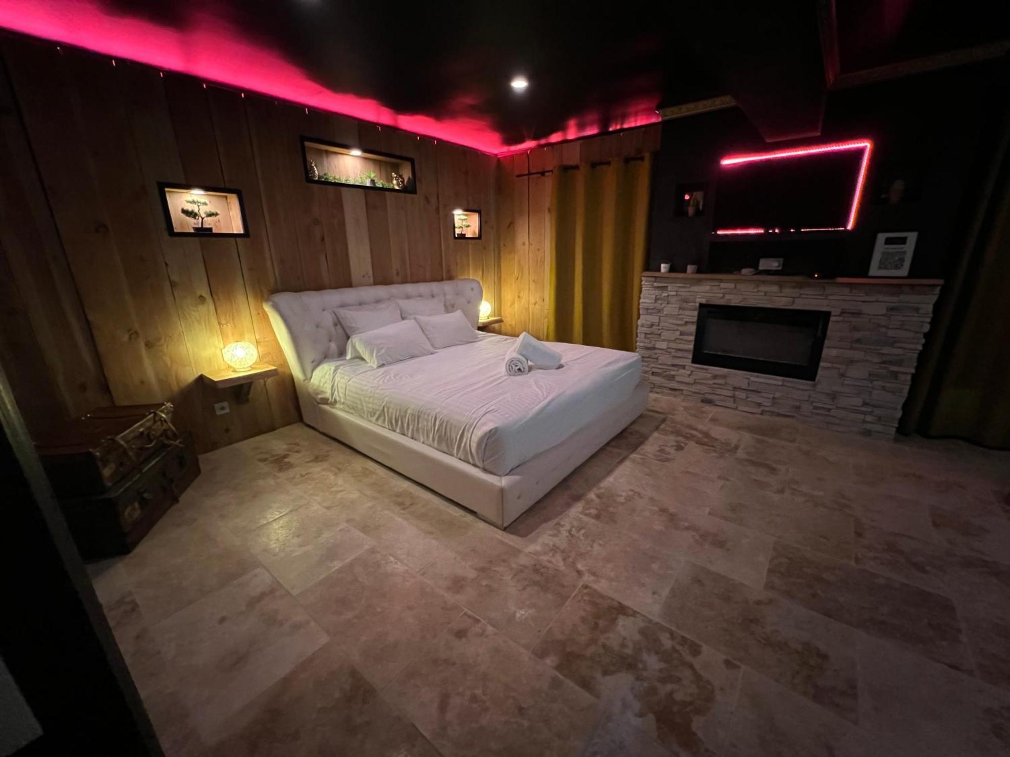 Le Lodge Des Charmes 5 Etoiles Leves Экстерьер фото